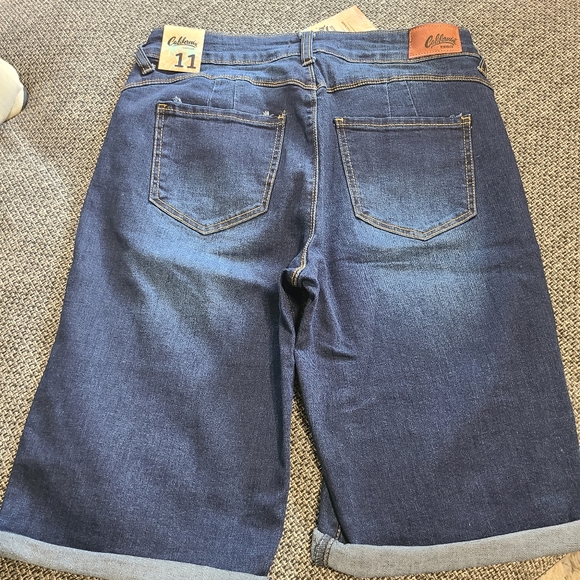 Fashion Nova shorts - Picture 3 of 3